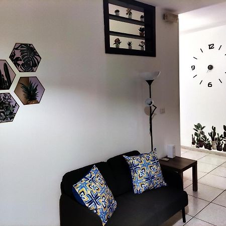 Ferienwohnung La Dimora Fiorita CTA Exterior foto